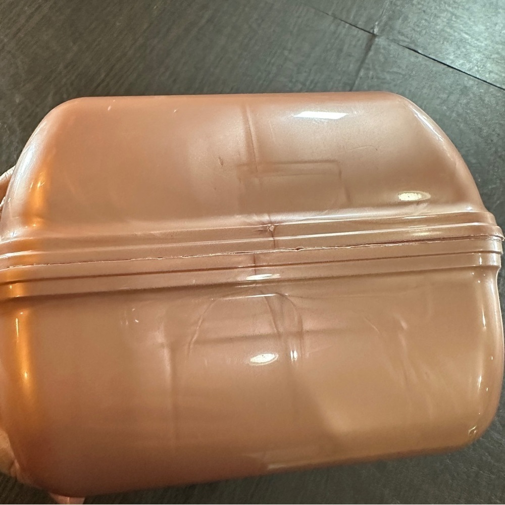 Light Pearly Pink Caboodle Latched Make-Up Case with Mirror - Picture 5 of 11